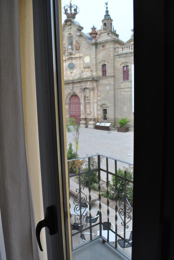 Hostal Universitat Cervera  Zewnętrze zdjęcie