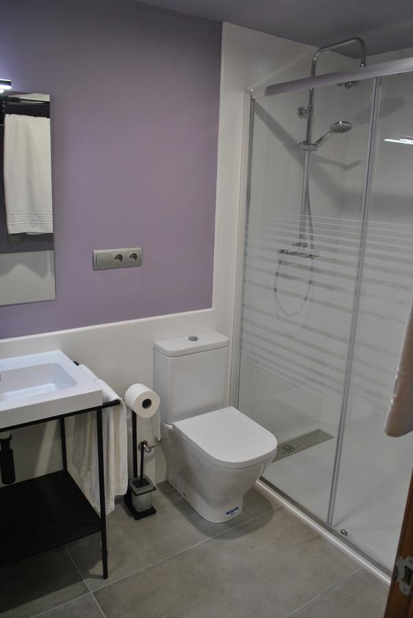 Hostal Universitat Cervera  Zewnętrze zdjęcie